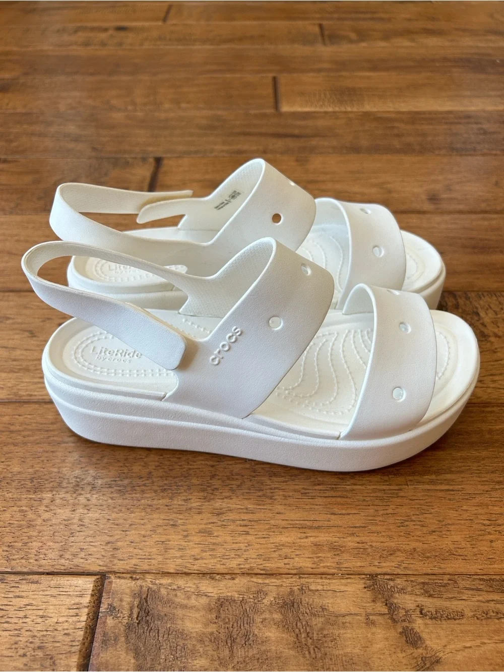 Crocs Brooklyn 4U Platform Sandals Stucco White Womens Size 7